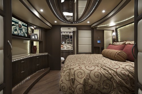 Luxury RV bedroom photo